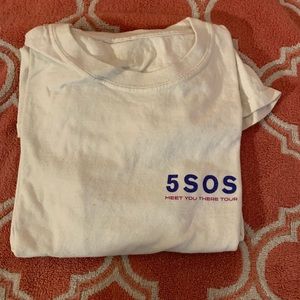 5SOS Meet You There Tour Shirt